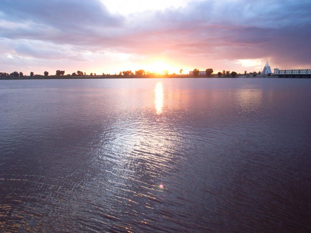 巴彦淖尔，草原之歌的旋律之地